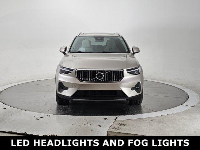 used 2023 Volvo XC40 car, priced at $26,035