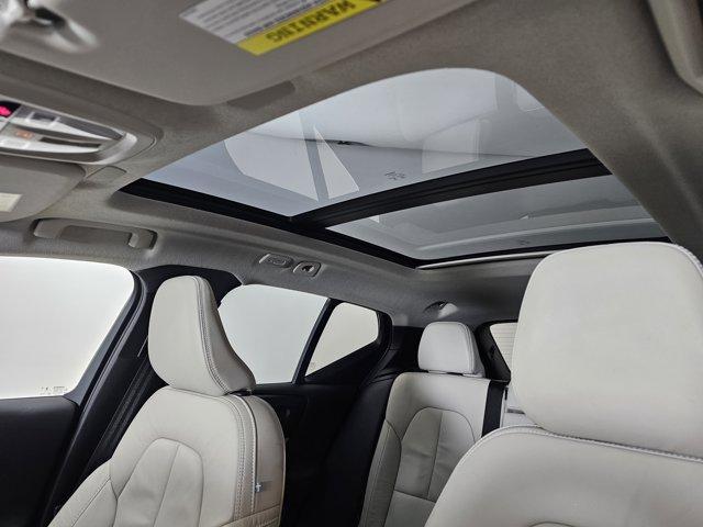 used 2023 Volvo XC40 car, priced at $26,035