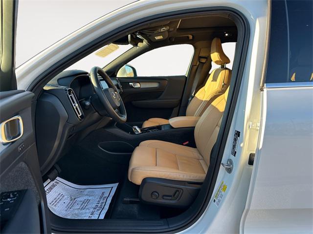 used 2022 Volvo XC40 car, priced at $24,850