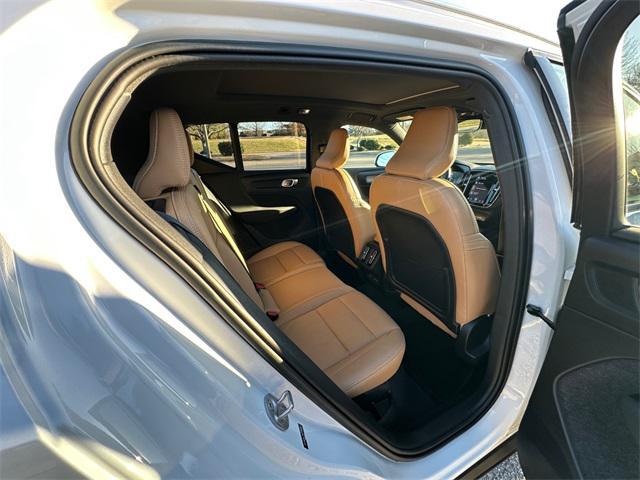 used 2022 Volvo XC40 car, priced at $24,850