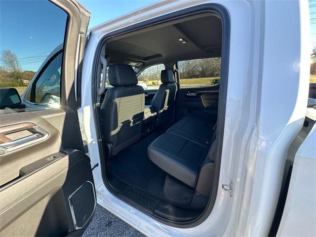 used 2024 GMC Sierra 1500 car, priced at $33,570