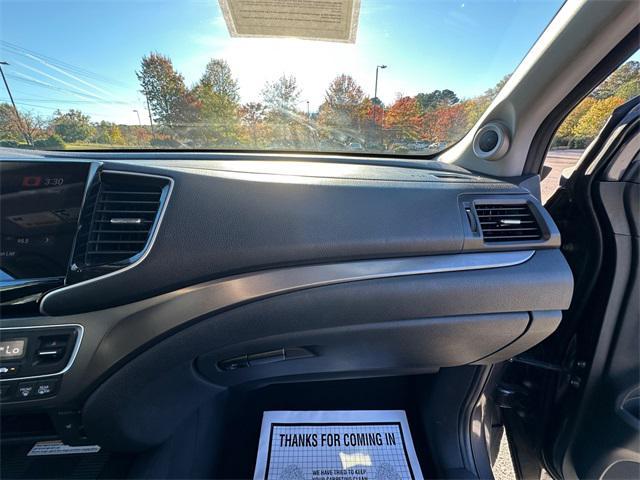 used 2022 Honda Pilot car, priced at $27,580