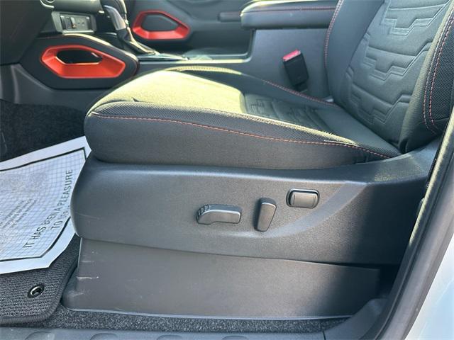 used 2025 Nissan Frontier car, priced at $36,998