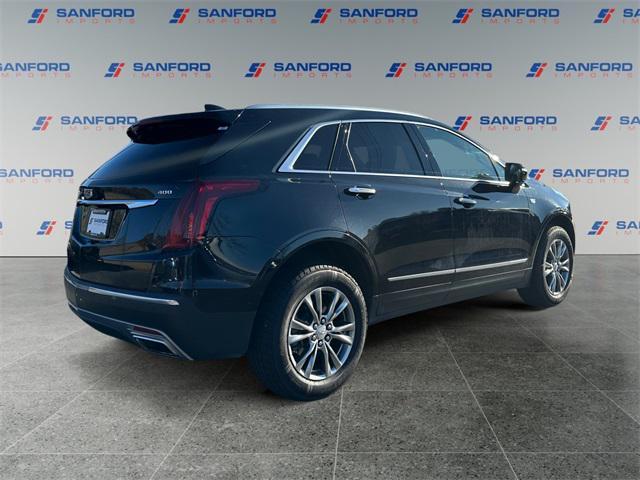 used 2022 Cadillac XT5 car, priced at $25,509