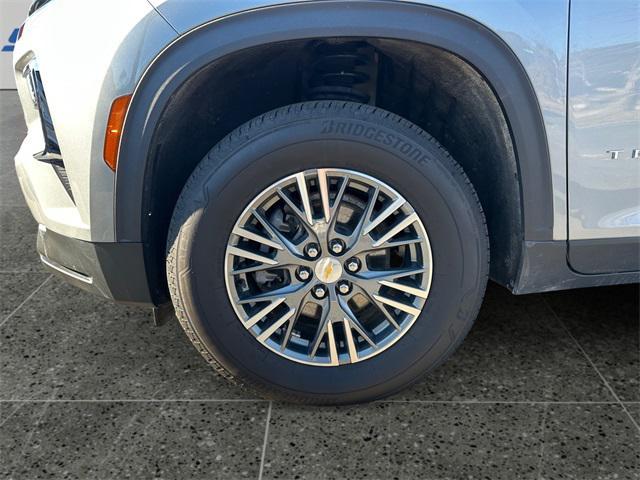 used 2024 Chevrolet Traverse car, priced at $33,450