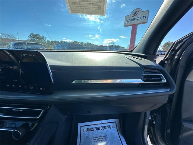 used 2024 Chevrolet Traverse car, priced at $33,450