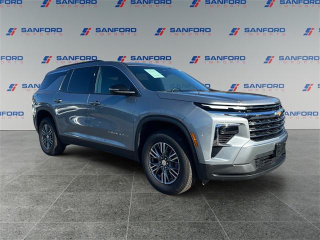 used 2024 Chevrolet Traverse car, priced at $33,450