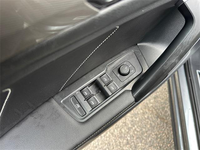 used 2022 Volkswagen Tiguan car, priced at $17,450