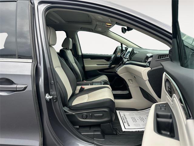 used 2025 Honda Odyssey car, priced at $44,925