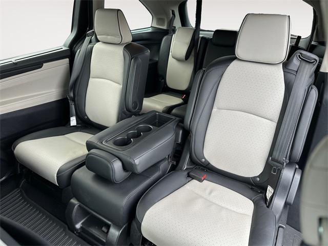 used 2025 Honda Odyssey car, priced at $44,925