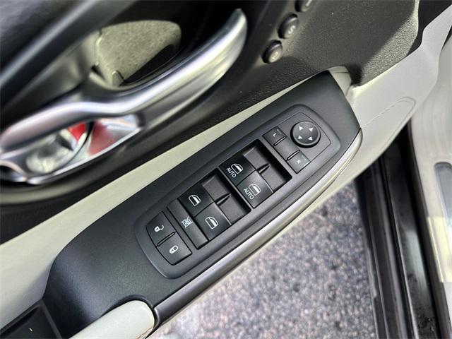 used 2019 Jeep Cherokee car, priced at $16,892