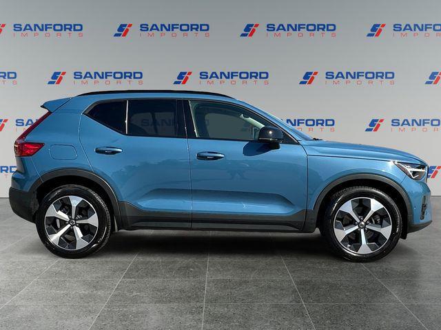 used 2023 Volvo XC40 car, priced at $34,877