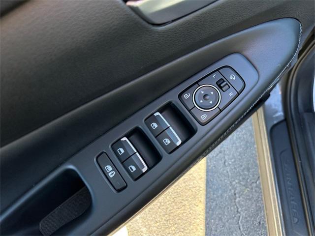 used 2023 Hyundai Santa Fe car, priced at $22,782