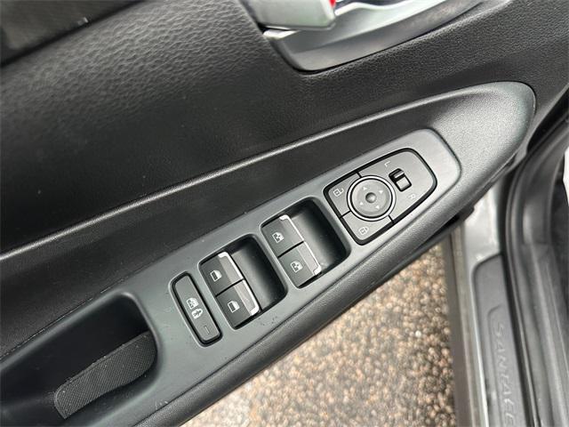 used 2023 Hyundai Santa Fe car, priced at $19,498