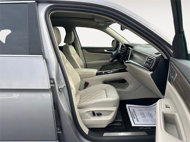 used 2024 Volkswagen Atlas car, priced at $38,598