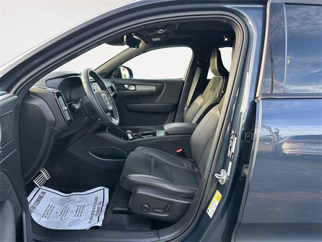 used 2022 Volvo XC40 car, priced at $26,480
