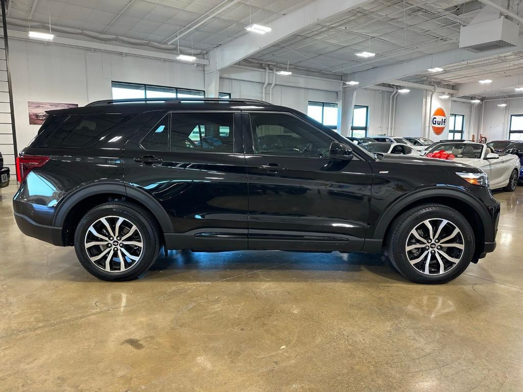 used 2022 Ford Explorer car, priced at $34,900