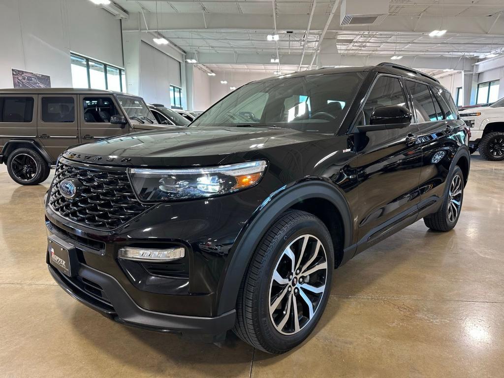 used 2022 Ford Explorer car, priced at $34,900