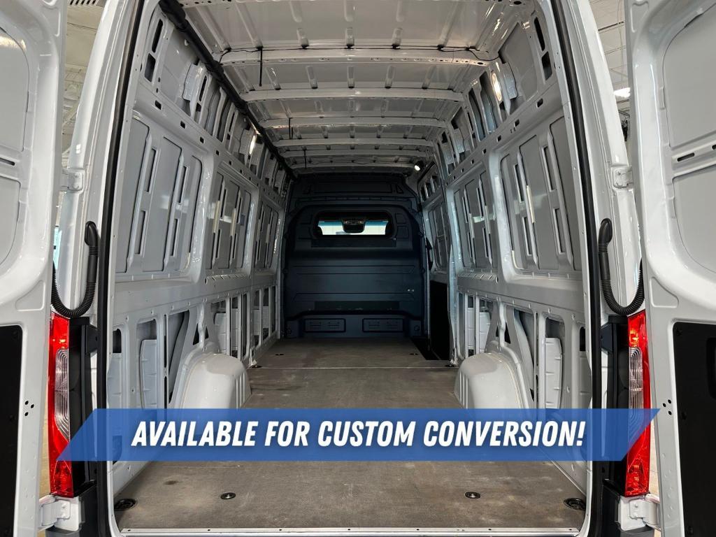 used 2022 Mercedes-Benz Sprinter 2500 car, priced at $46,819