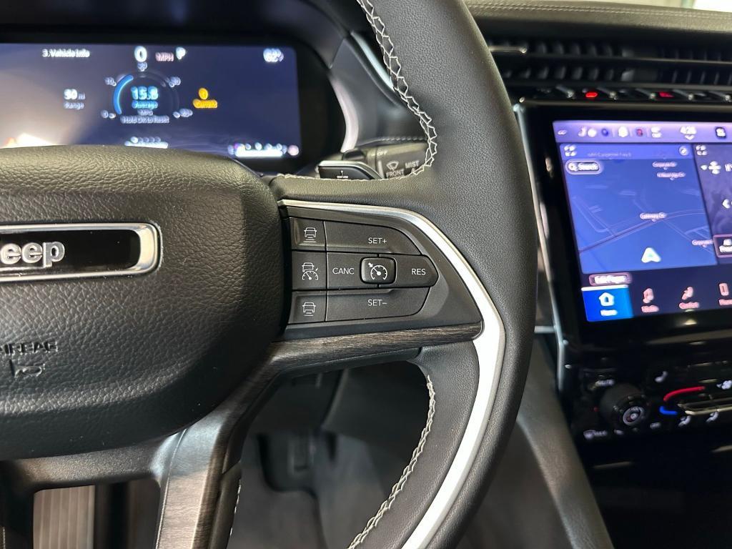 used 2025 Jeep Grand Cherokee car, priced at $39,061