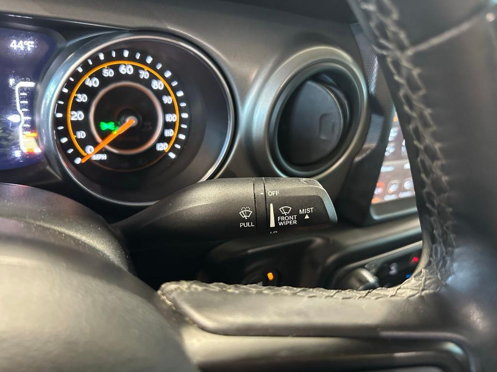 used 2021 Jeep Gladiator car, priced at $26,900