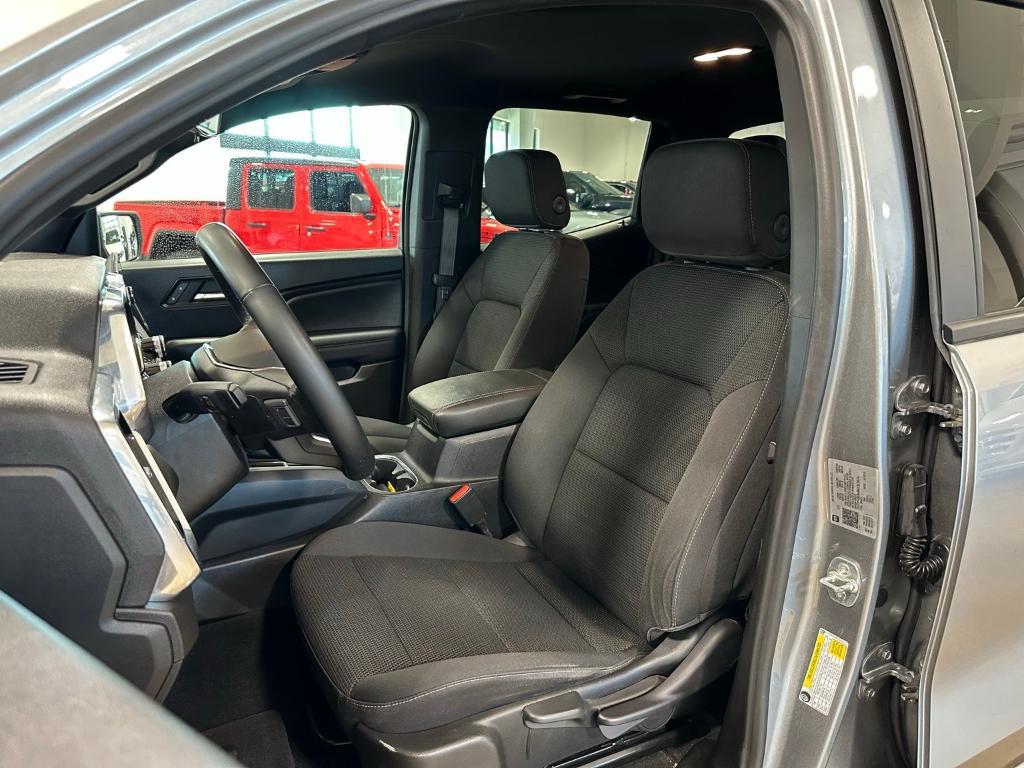 used 2024 GMC Canyon car, priced at $34,060