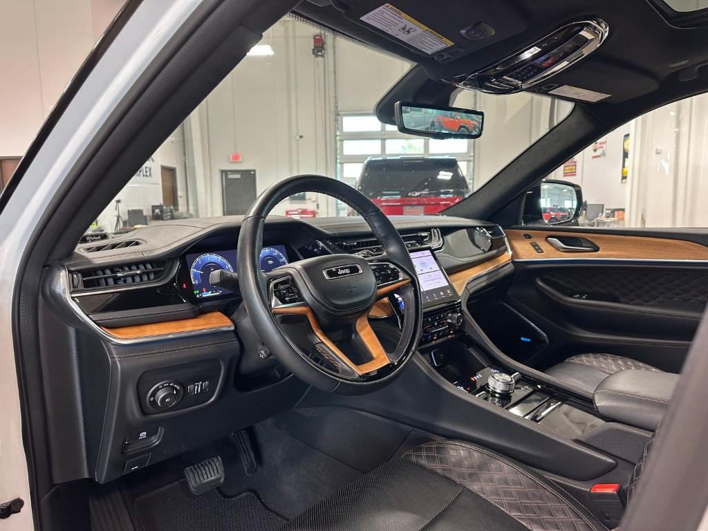 used 2024 Jeep Grand Cherokee car, priced at $48,230