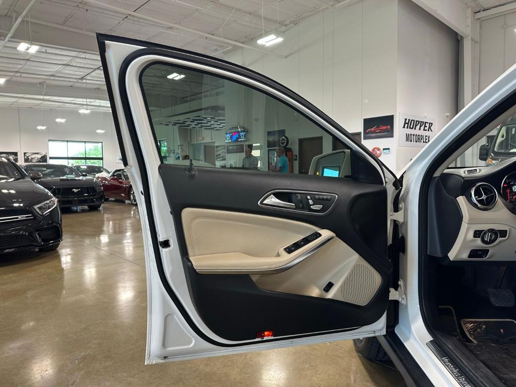 used 2019 Mercedes-Benz GLA 250 car, priced at $19,093