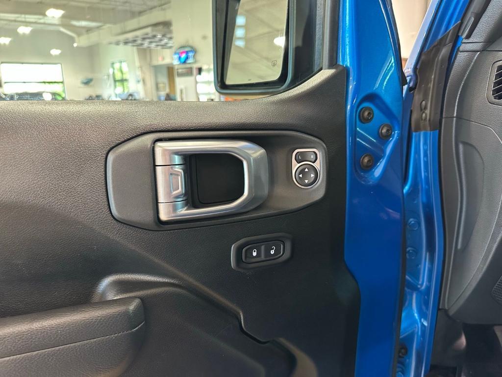 used 2022 Jeep Wrangler Unlimited car, priced at $30,220