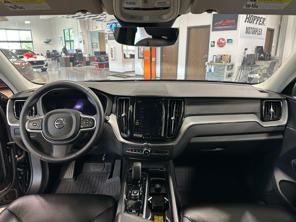 used 2023 Volvo XC60 car, priced at $24,319