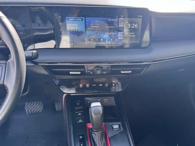 used 2025 Nissan Kicks car