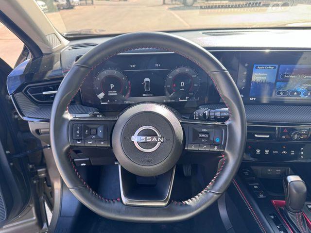 used 2025 Nissan Kicks car