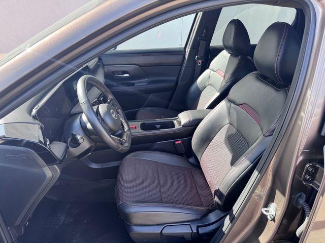 used 2025 Nissan Kicks car