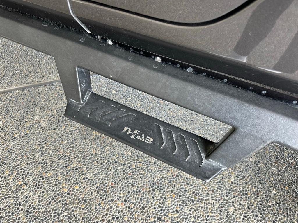 used 2021 Jeep Gladiator car, priced at $30,000