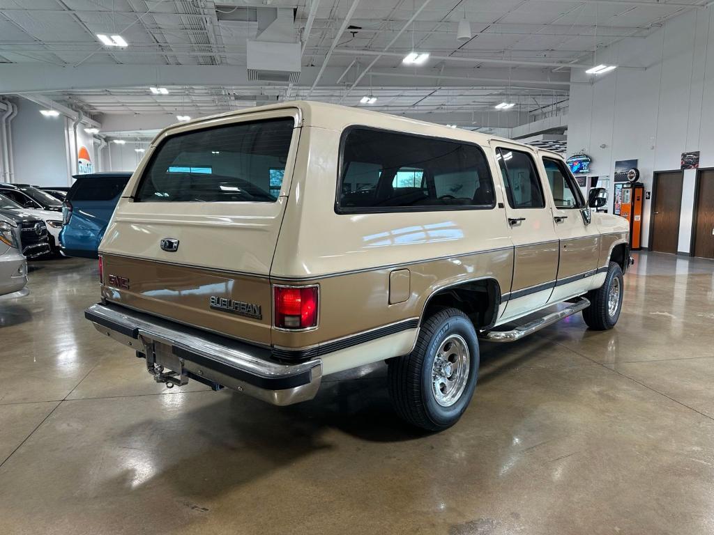 used 1989 GMC Suburban car, priced at $25,000