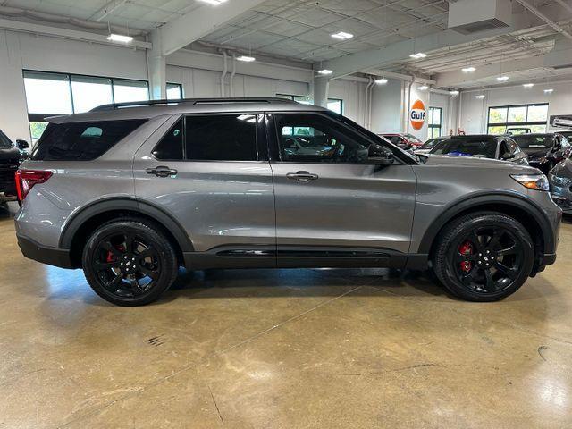 used 2022 Ford Explorer car, priced at $27,000