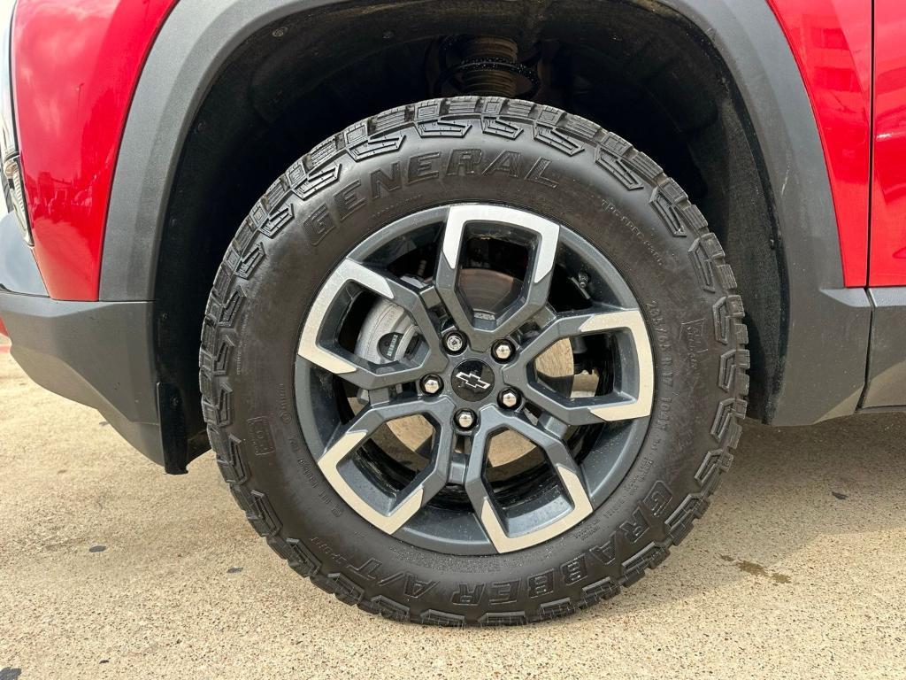 used 2025 Chevrolet Equinox car