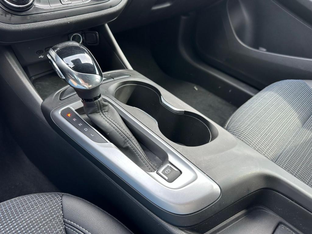 used 2025 Buick Envista car, priced at $25,000