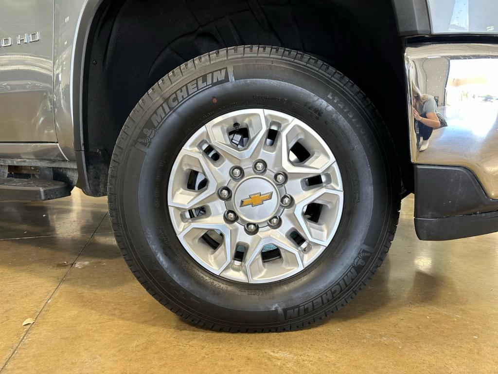 used 2025 Chevrolet Silverado 2500 car, priced at $68,100
