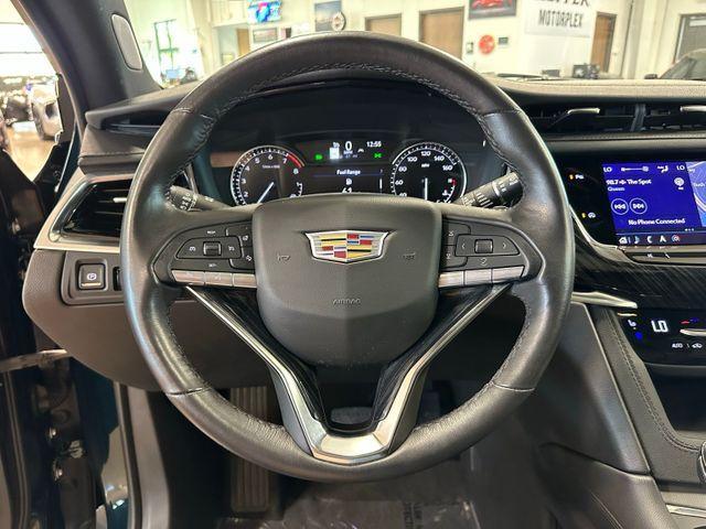 used 2025 Cadillac XT6 car, priced at $39,400