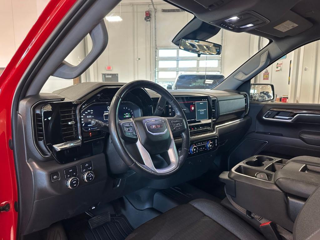 used 2022 GMC Sierra 1500 car, priced at $36,750