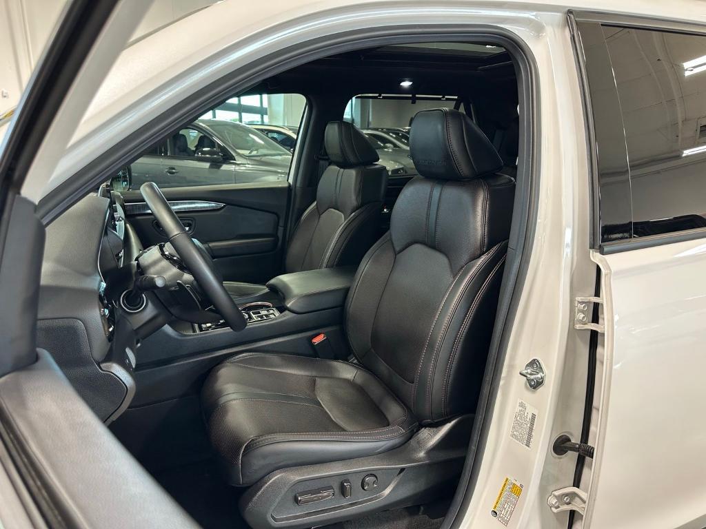 used 2025 Honda Pilot car, priced at $48,310