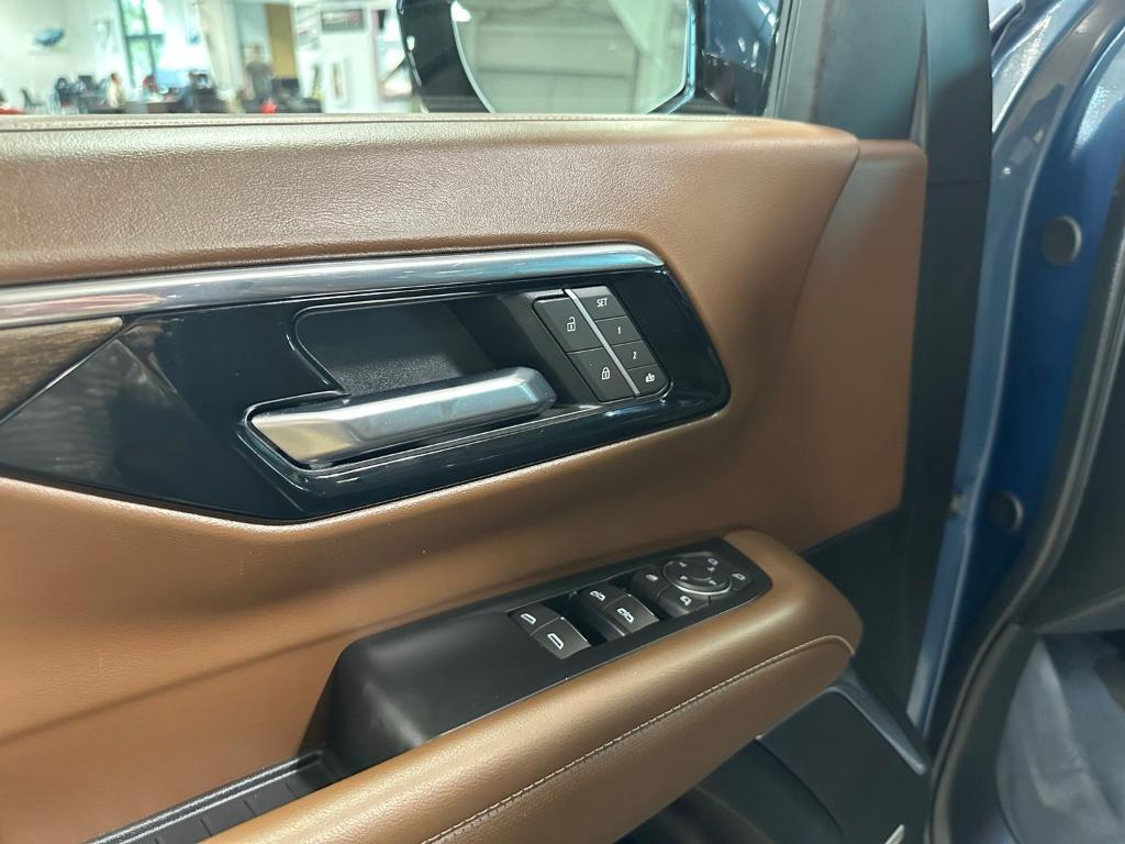 used 2025 Chevrolet Tahoe car, priced at $69,900