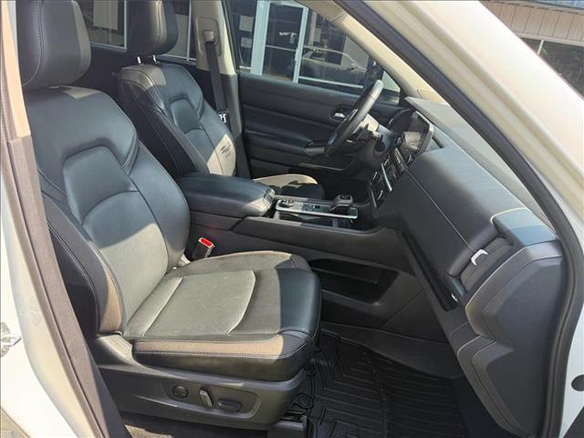 used 2023 Nissan Pathfinder car, priced at $33,900