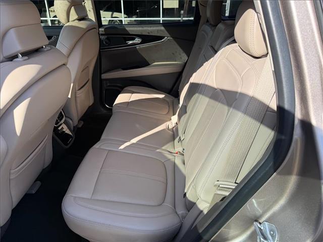 used 2021 Lincoln Nautilus car, priced at $33,900