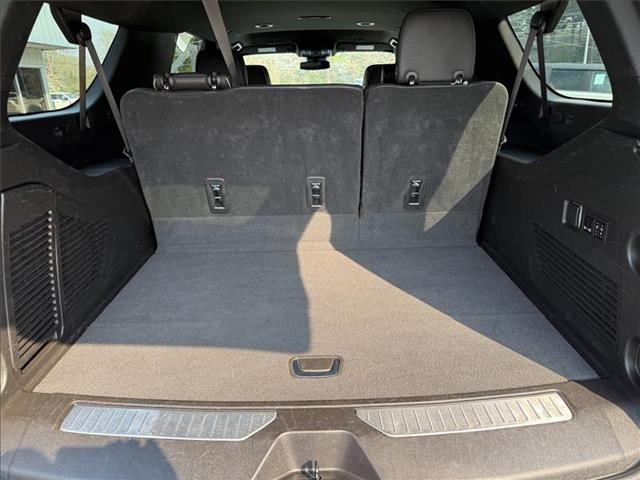 used 2023 Chevrolet Suburban car, priced at $44,900