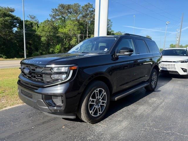 used 2025 Ford Expedition car, priced at $62,900