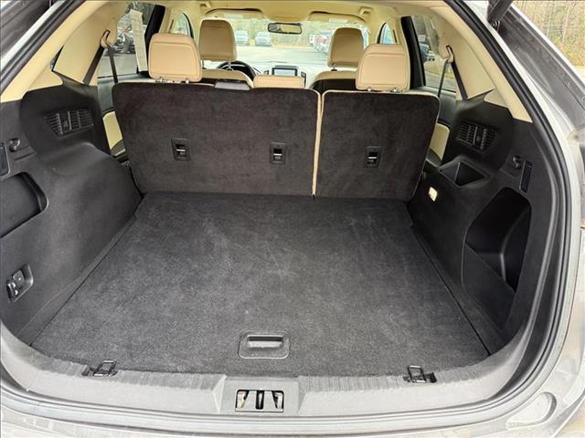 used 2024 Ford Edge car, priced at $26,900