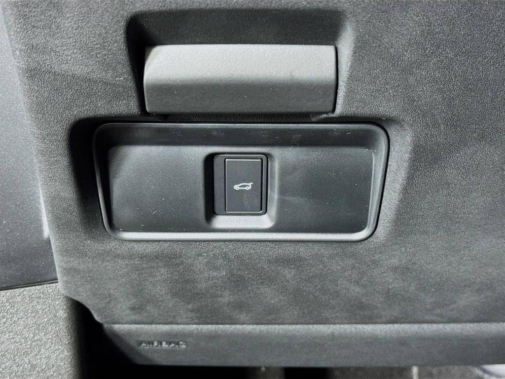 new 2026 Land Rover Range Rover Evoque car, priced at $59,630