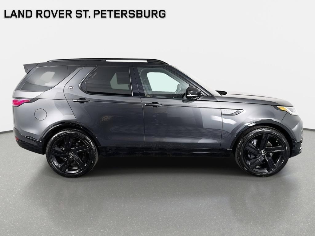new 2026 Land Rover Discovery car, priced at $79,471